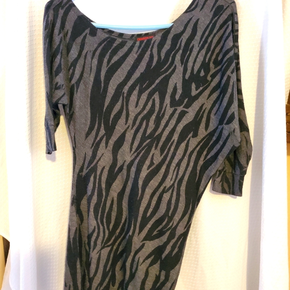 Pretty black/grey A Symmetrical off the shoulder sweater.